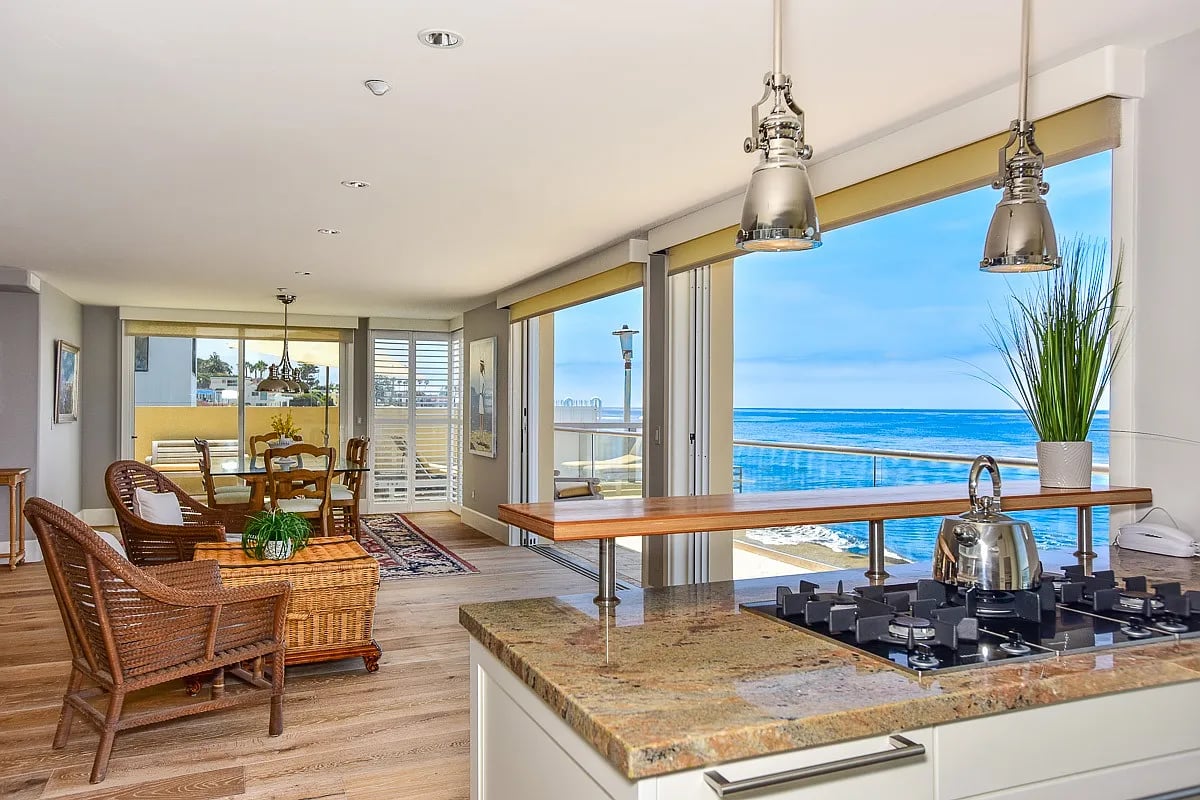 202 Coast Blvd #3