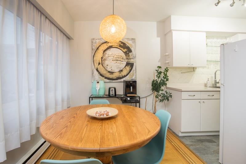 104-1075 W 13th Ave