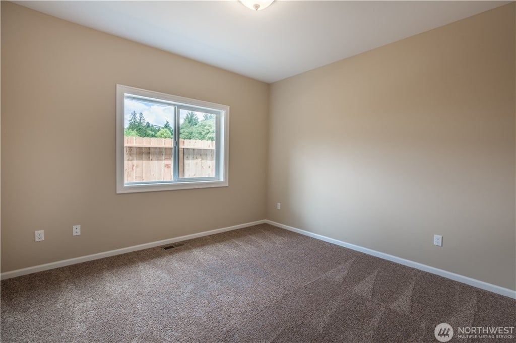 215 Village Dr