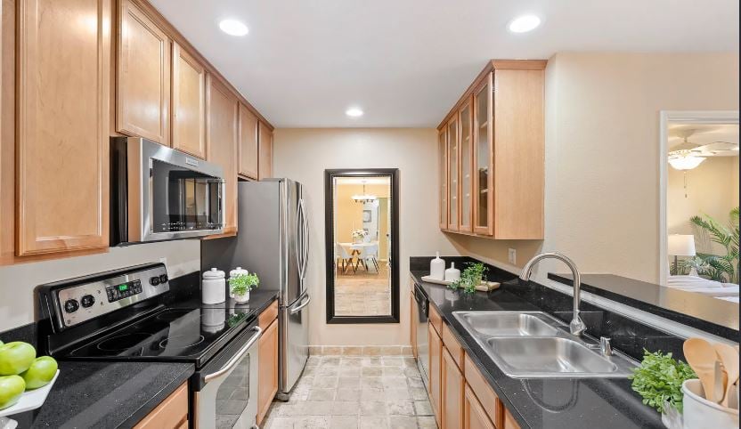 7130 Shoreline Dr UNIT 1103