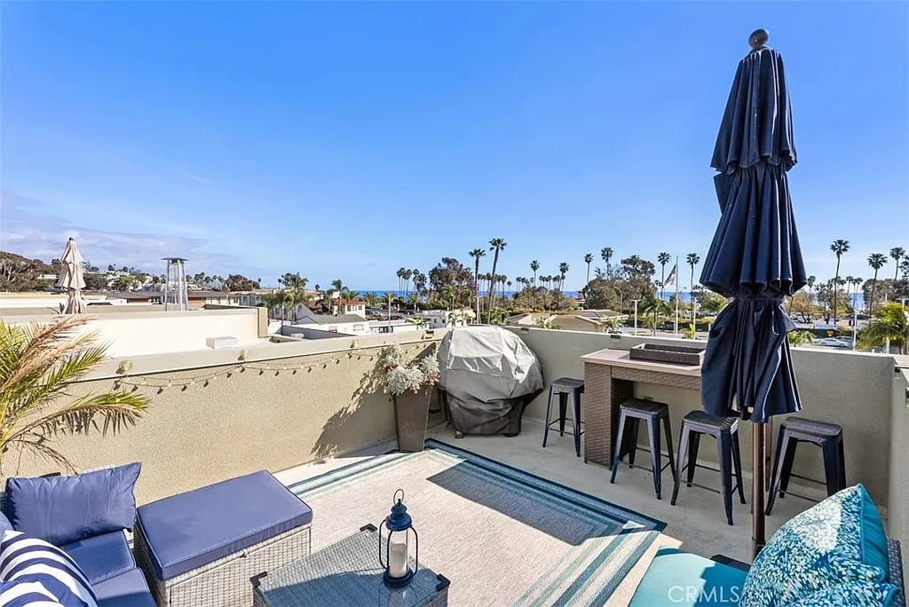 2559 Doheny Way