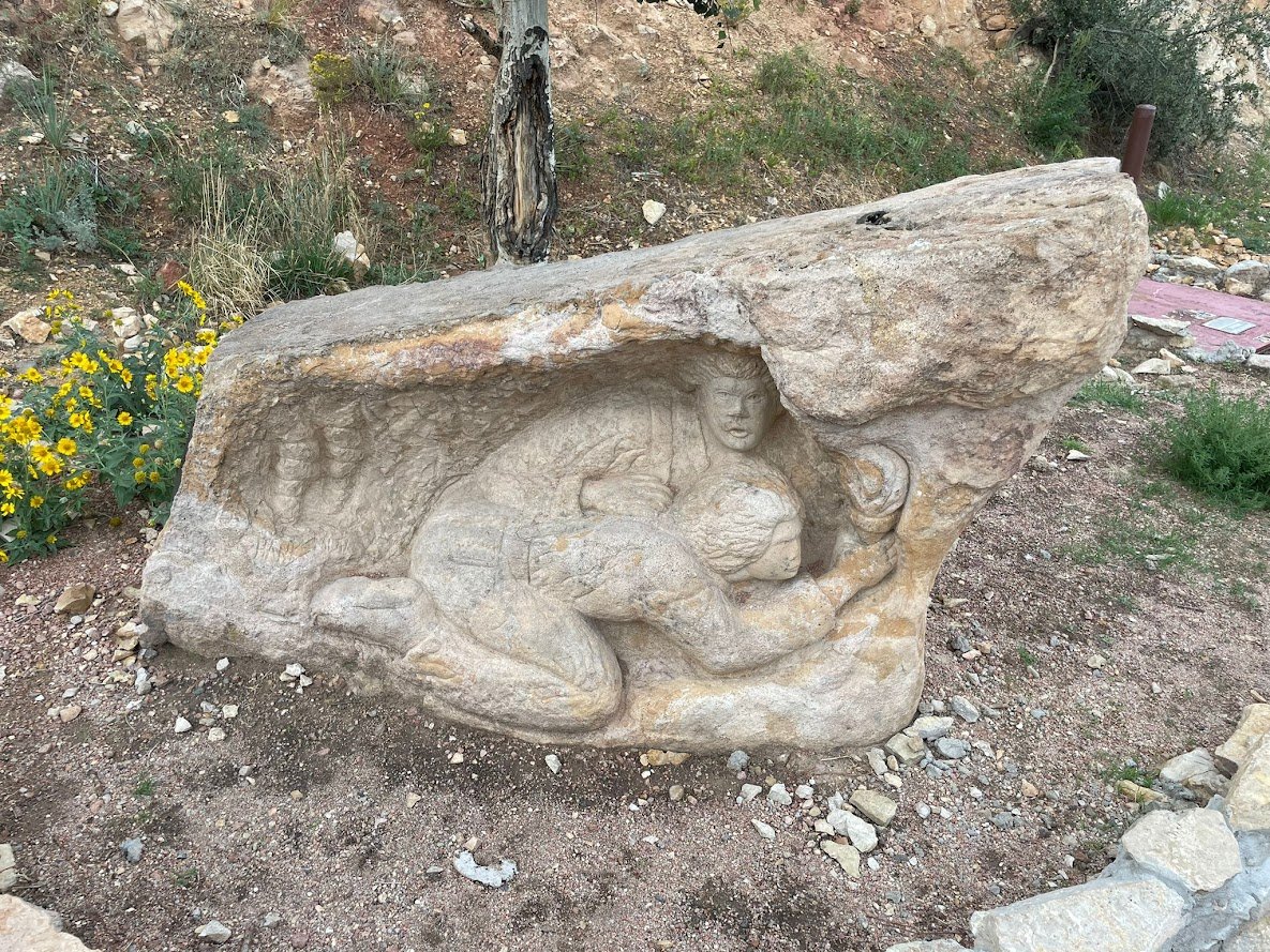 Exploring Cave of the Winds: Colorado’s Underground Adventure