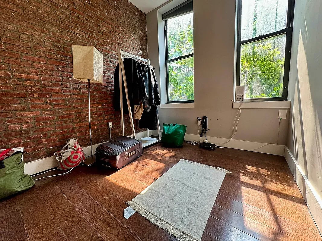 204 Starr St 3F