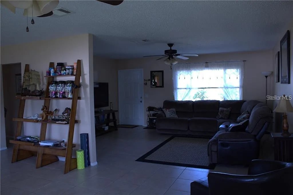 6138 Myrtlewood Rd
