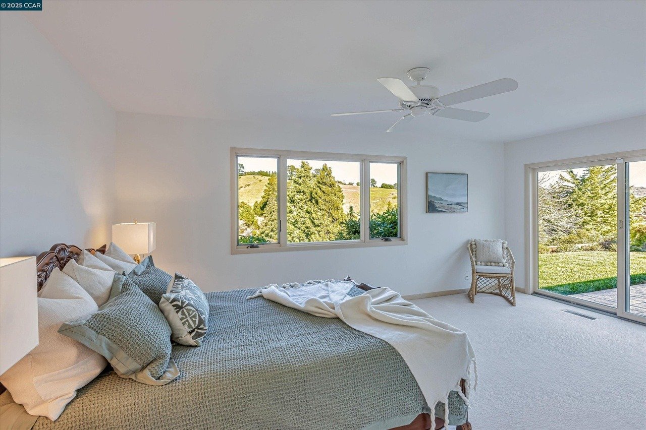 74 Warfield Dr
