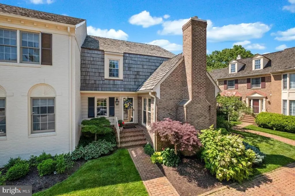 10906 BREWER HOUSE RD