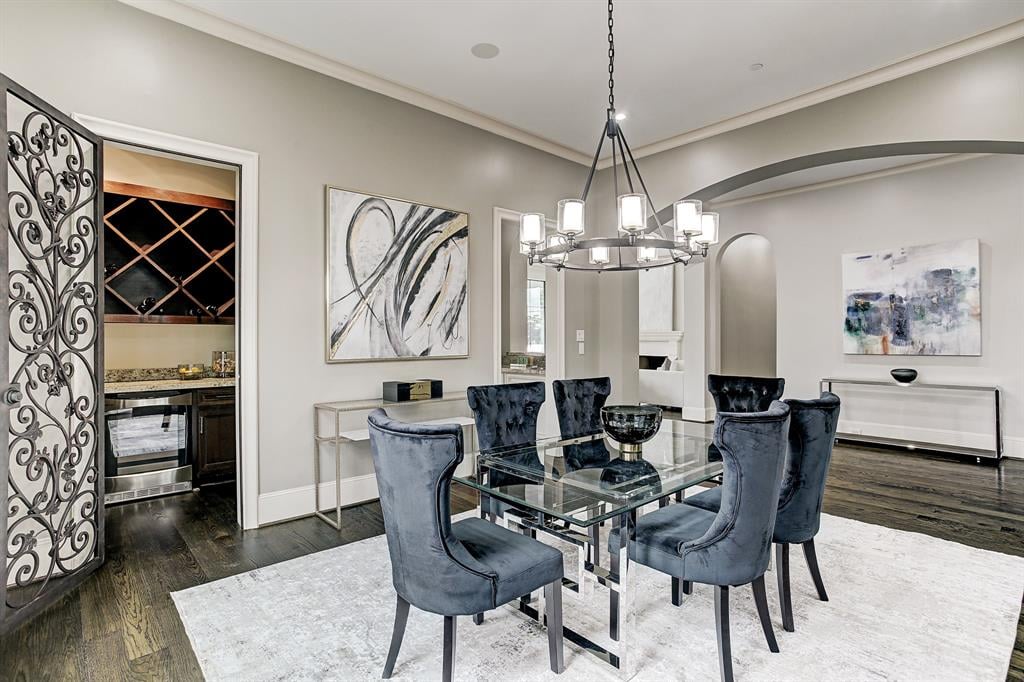 11313 Surrey Oaks Ln