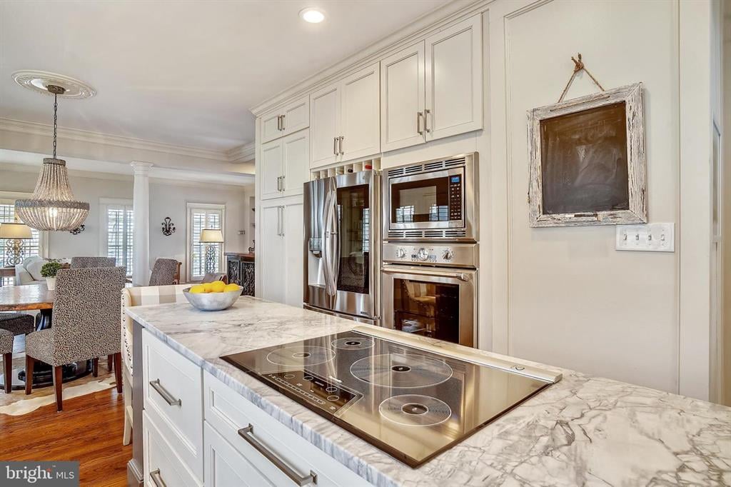  307 Tschiffely Square Rd