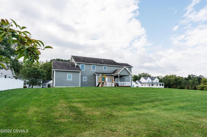 260 Sunnyside Dr