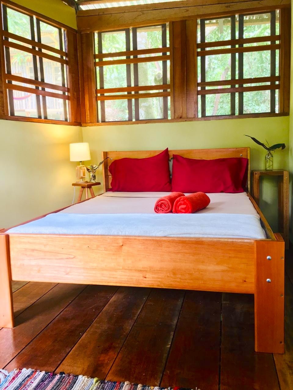 CASCADA ELYSIANA – ECO-RETREAT WITH HUGE WATERFALL