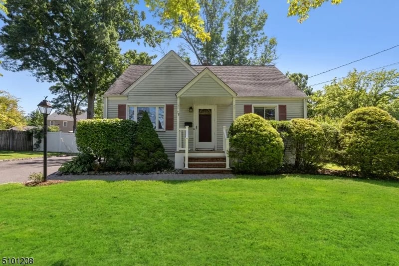 78 Wayne Blvd