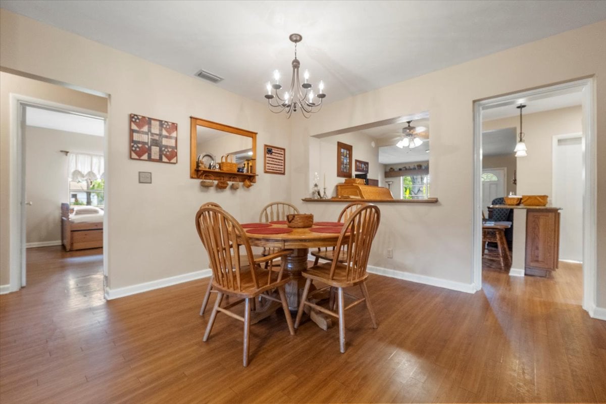 404 NE 11th Ave