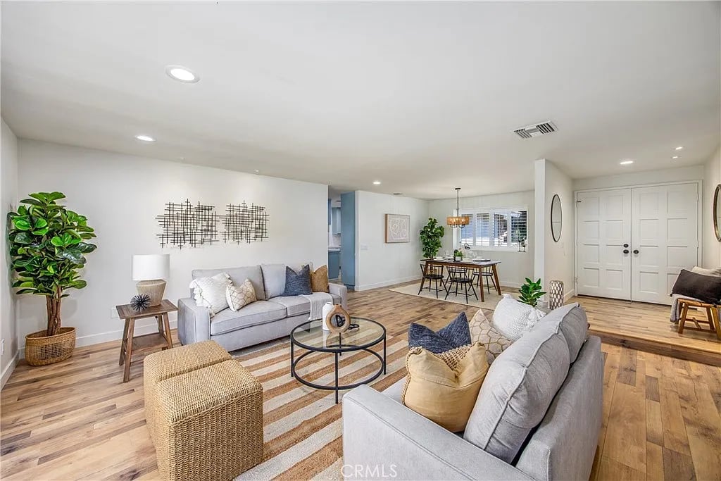 1456 Fernwood Dr