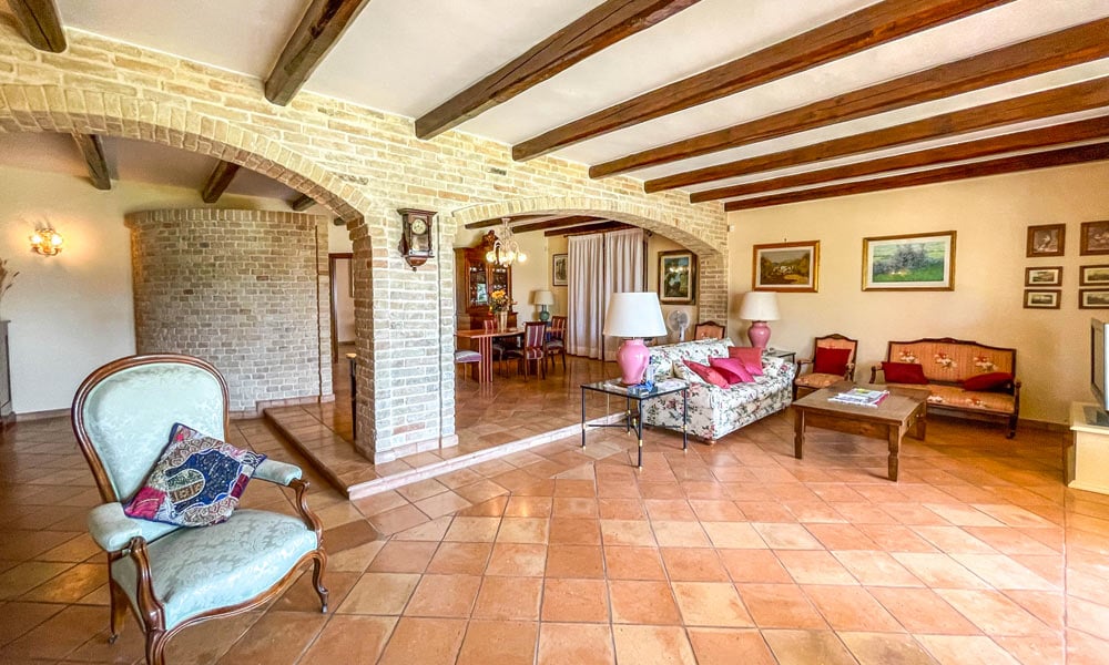 Authentic Villa with Panoramic Terrace and Pool 