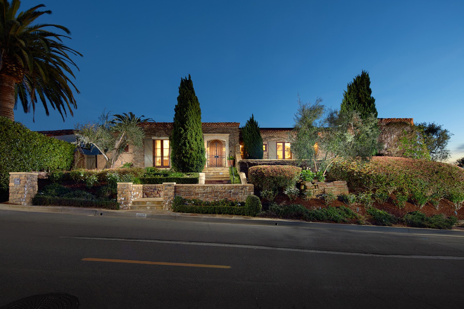 1302 Skyline Drive