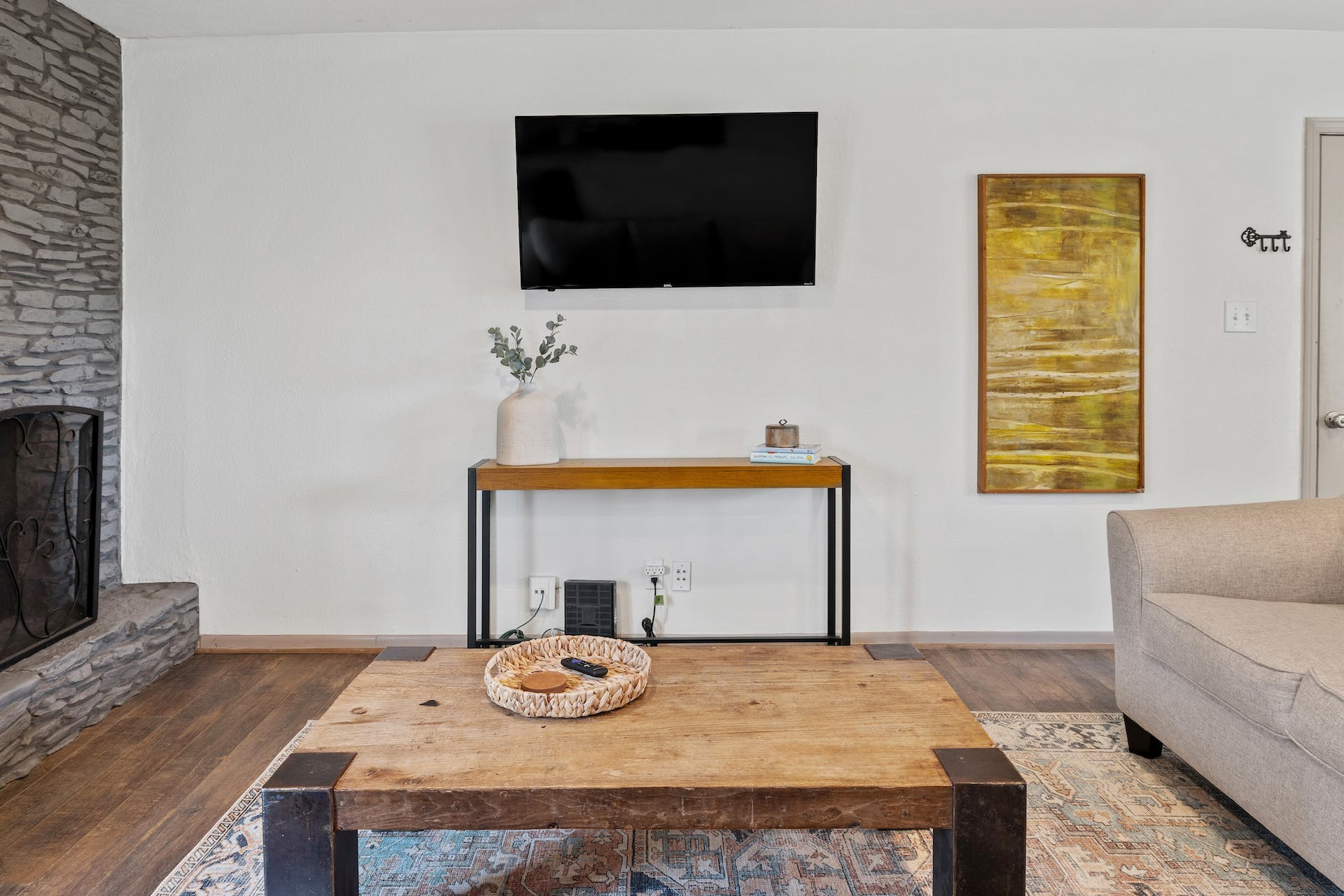 Dog friendly mid-century 1-story home near Domain