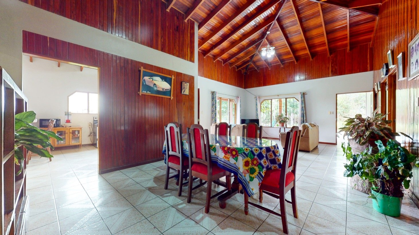 House for Sale in Ojochal, Costa Rica – Traditional Charm on 2.75 Acres