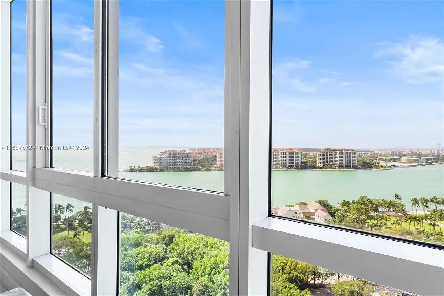 100 S Pointe Dr APT 1603