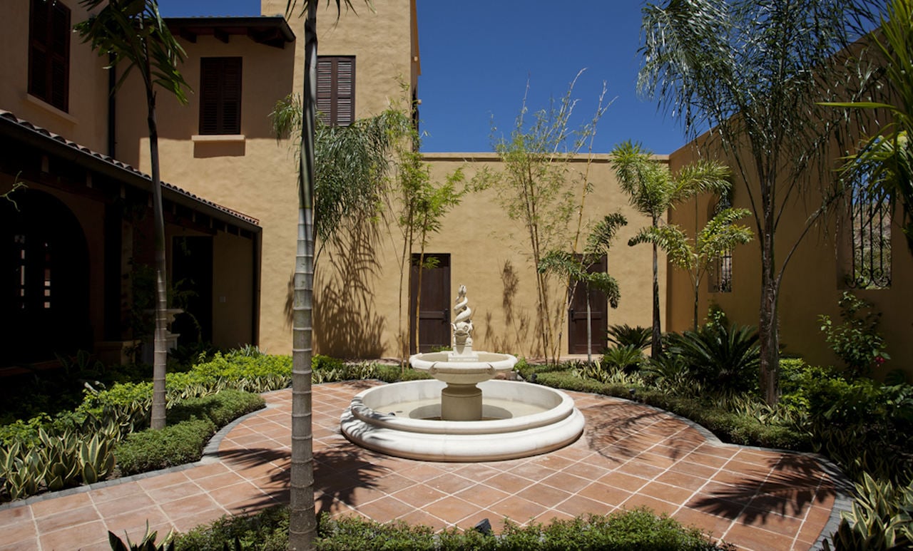 Casa de Tom - 15 Paseo del Mar | Timeless 5-Bedroom Beachfront Villa on Paseo del Mar, Las Catalinas