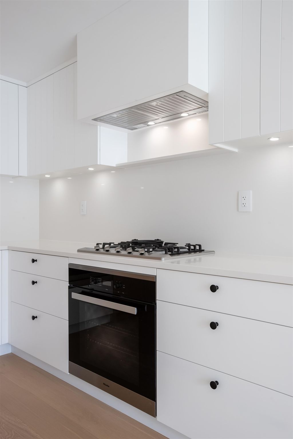 76 W King Edward Ave