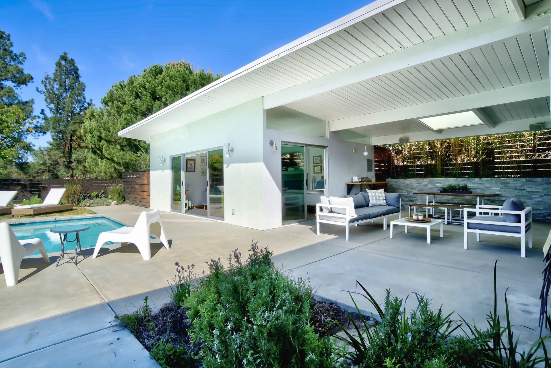 5025 OCEAN VIEW