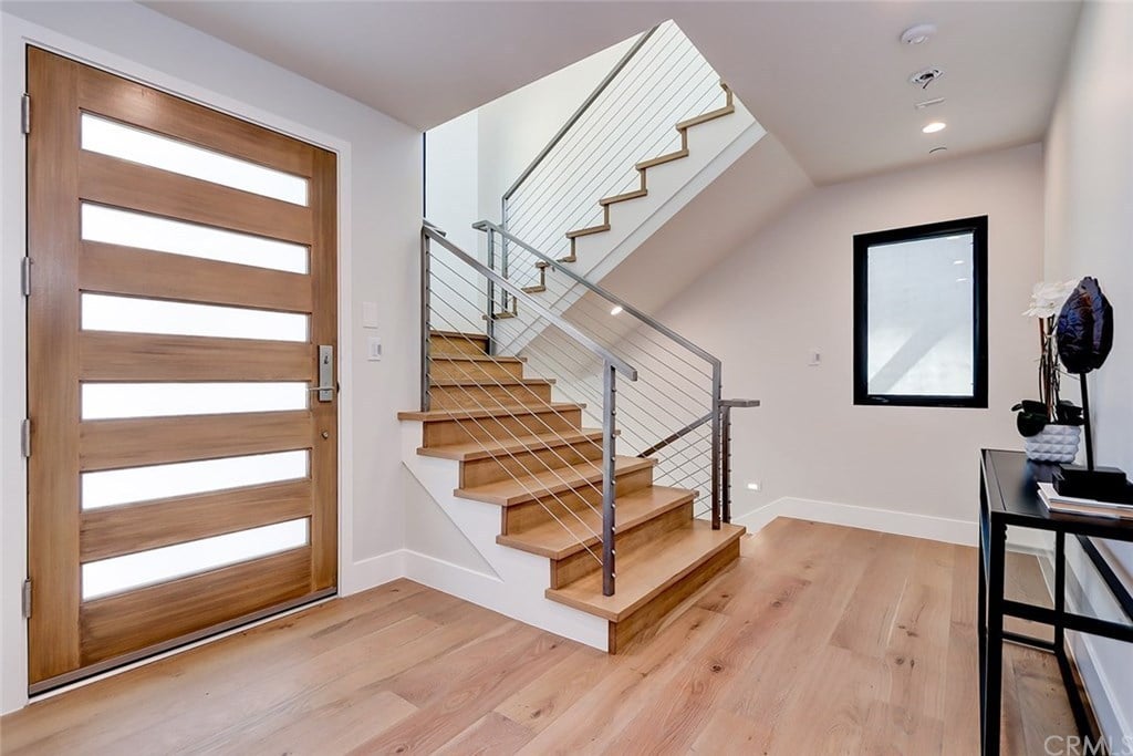 1705 Bayview Dr
