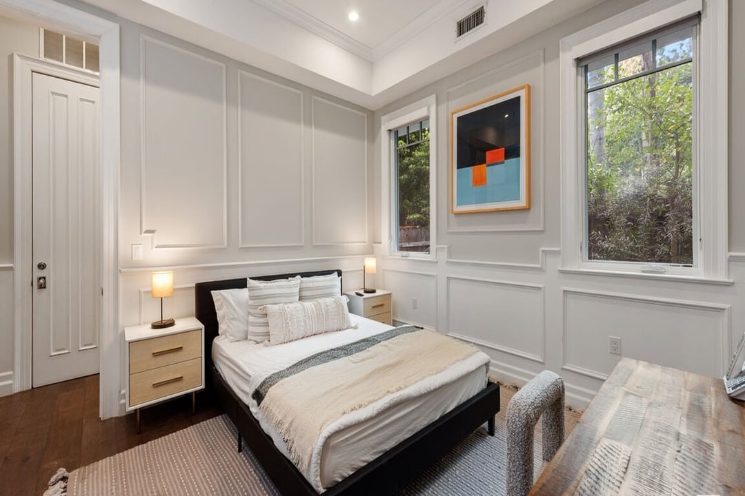 Luminor Heights, Laurel Canyon Blvd, 90046