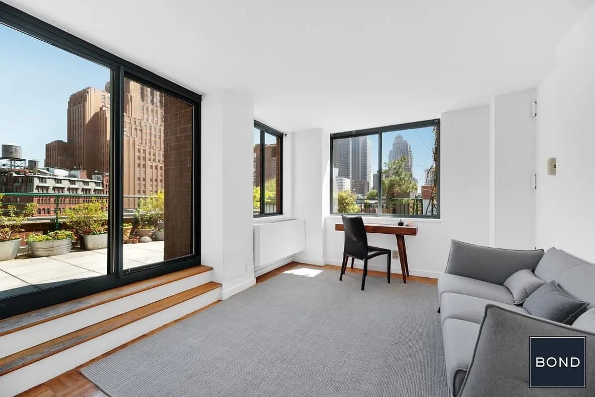 311 Greenwich St, #10A/E