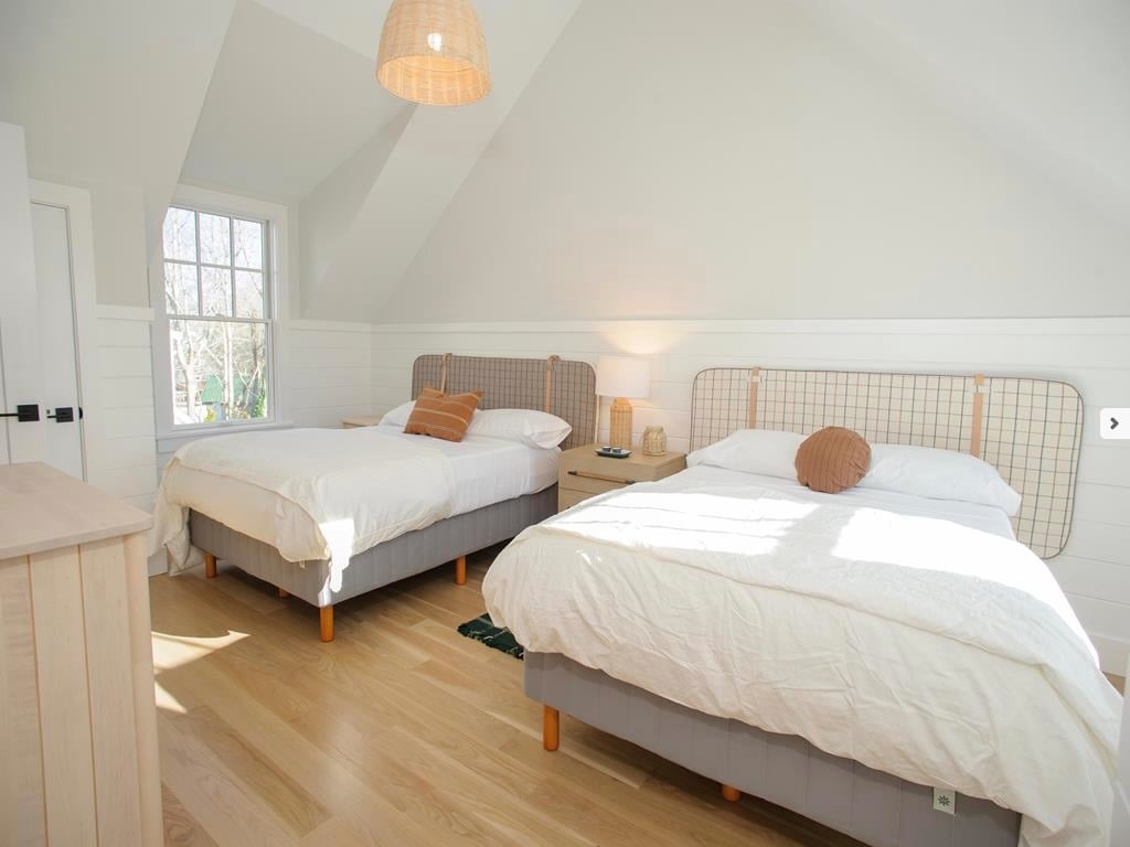 27 Pinehurst Rd