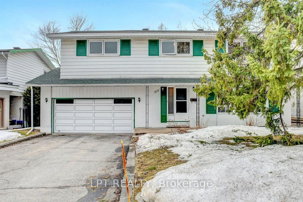 2412 Rosewood Ave
