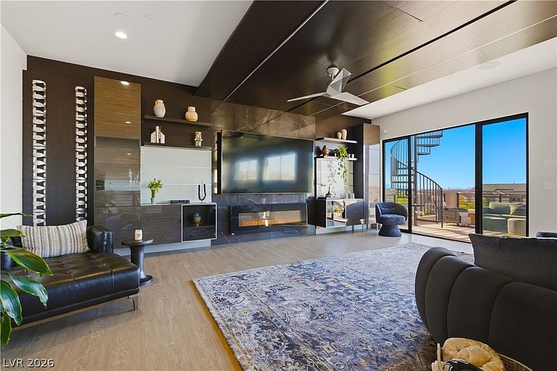 2790 La Bella Ct