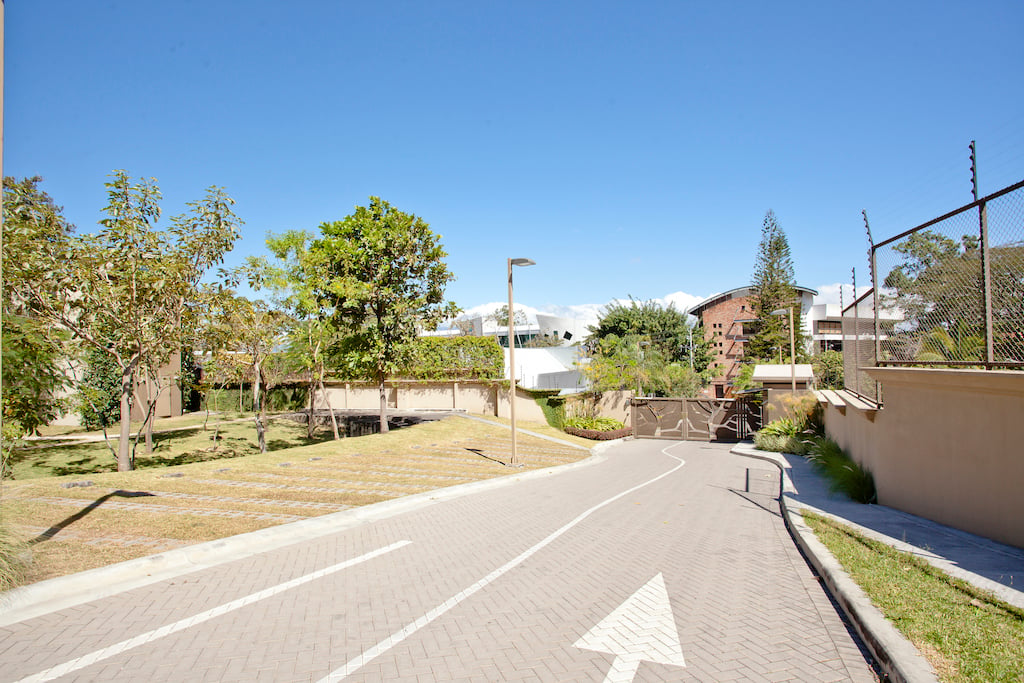 Contemporary Executive Residence, Escazu, San Jose