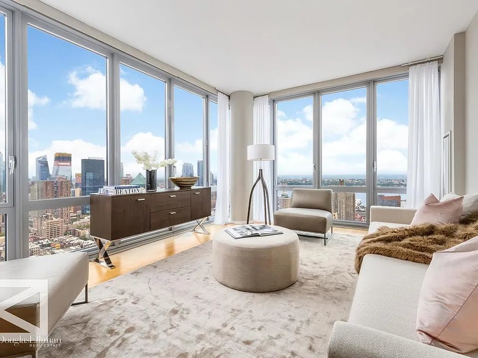 310 W 52nd St, #40B
