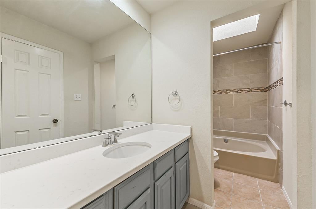 2425 Holly Hall Street Unit: 92F