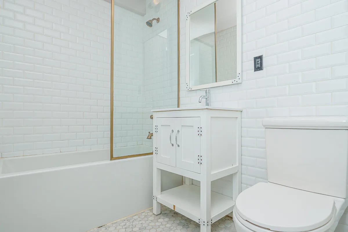 31 Brooklyn Avenue #3E