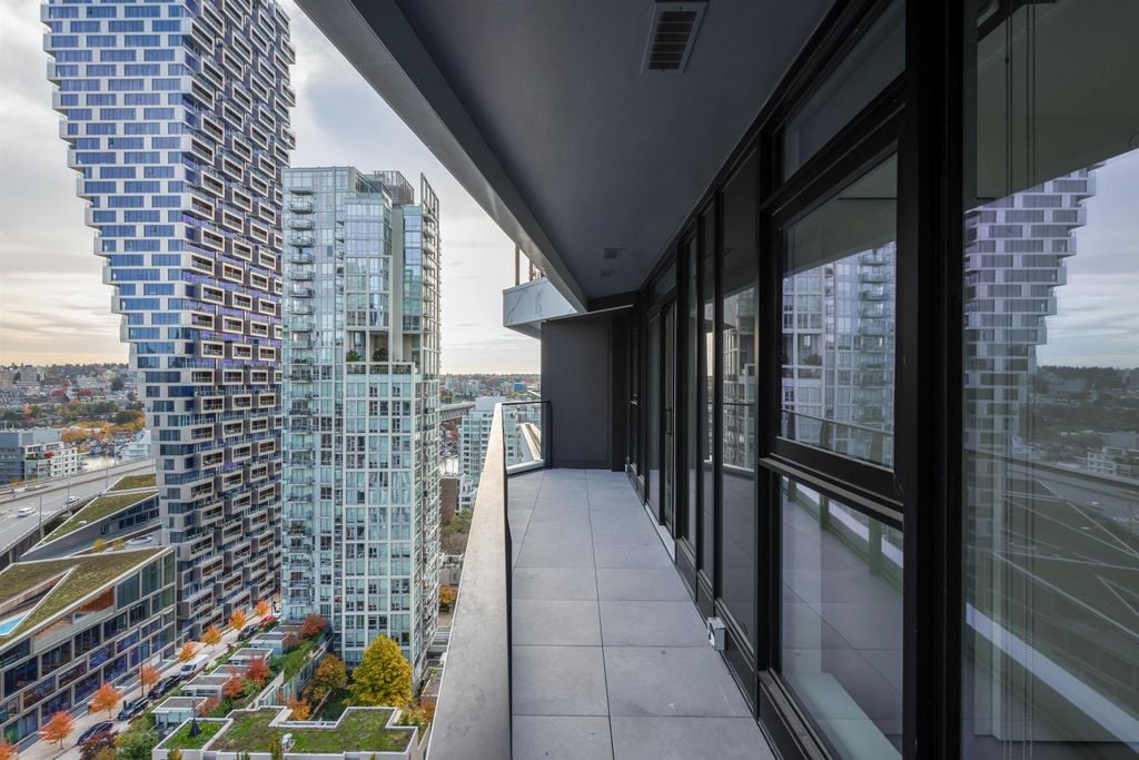 889 Pacific St, #1401