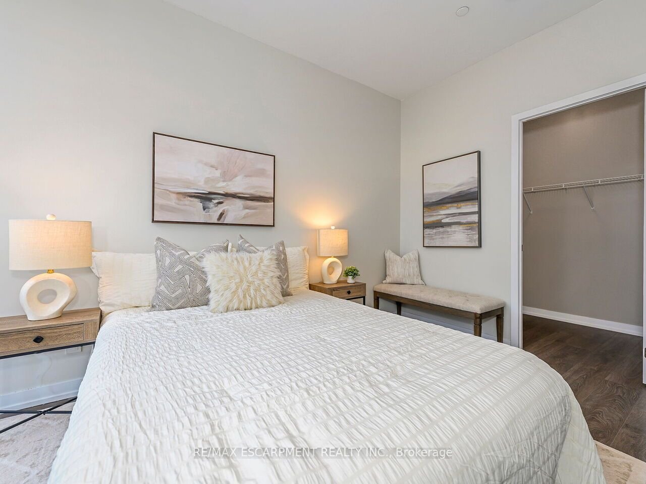 BEGINNER LUXURY IN MIDTOWN 