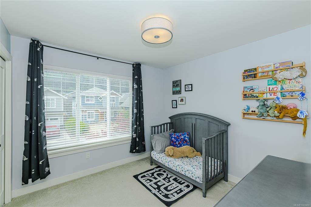 2922 Burlington Cres