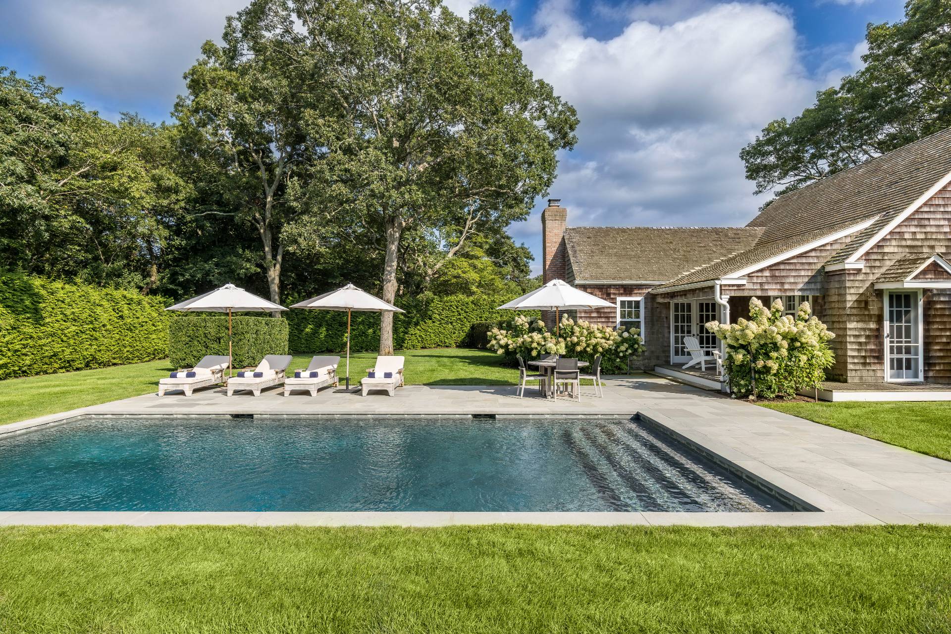 SERENE TWO COTTAGE COMPOUND
