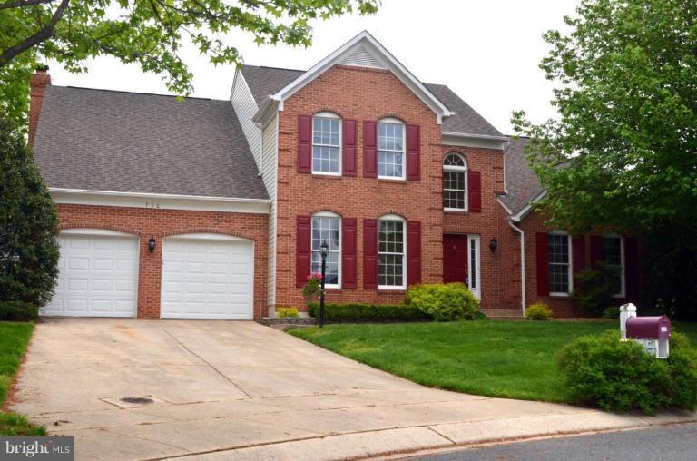 752 Stacy Oak Ct