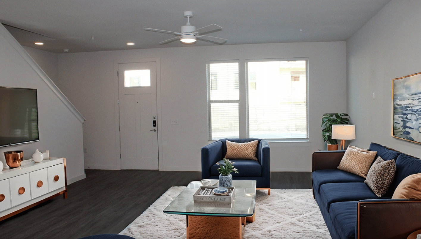 Now Offering Limited-Time Incentives! Enjoy Up To 10 Weeks FREE On Select Homes! One, Two, and Three Bedroom Apartments and Townhomes