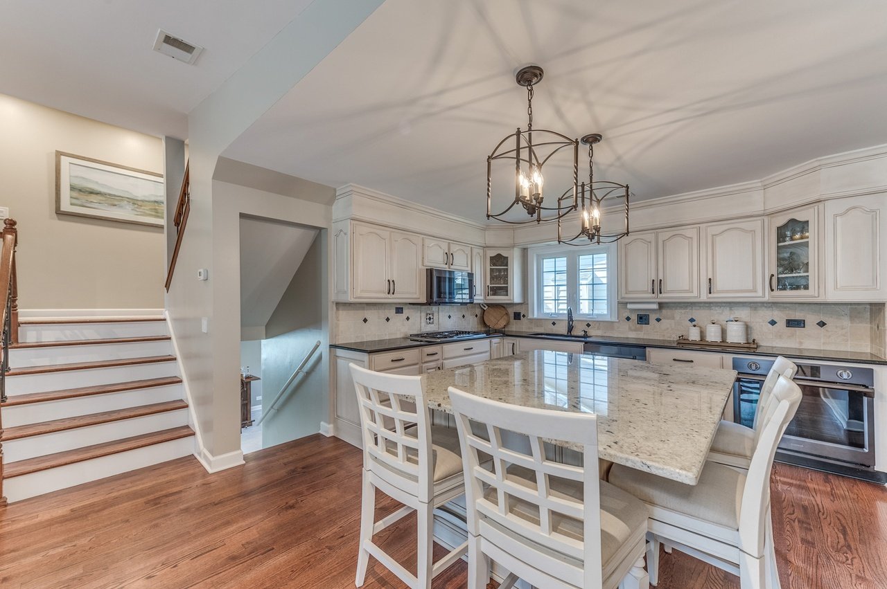 13 N Parkway Dr