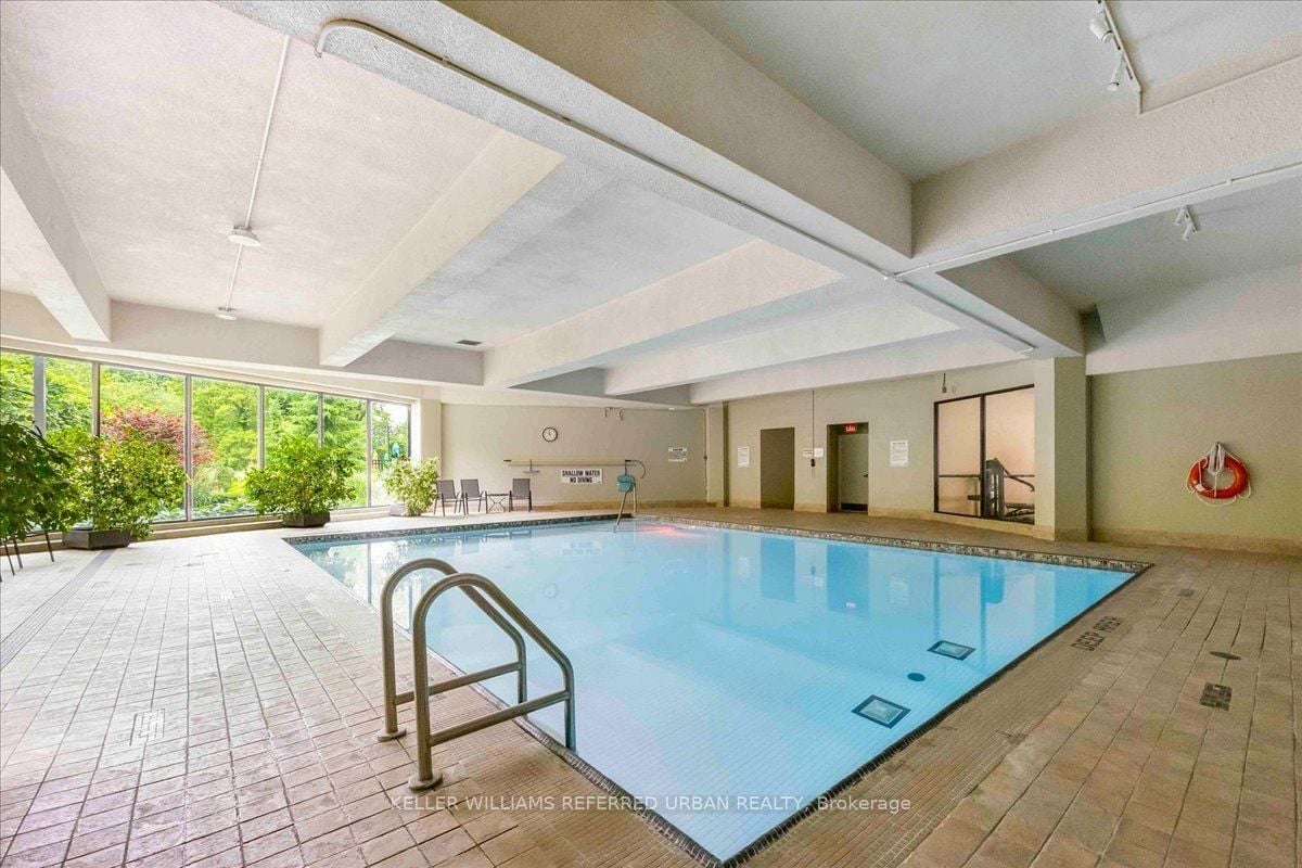 FAMILY LIVING PENTHOUSE