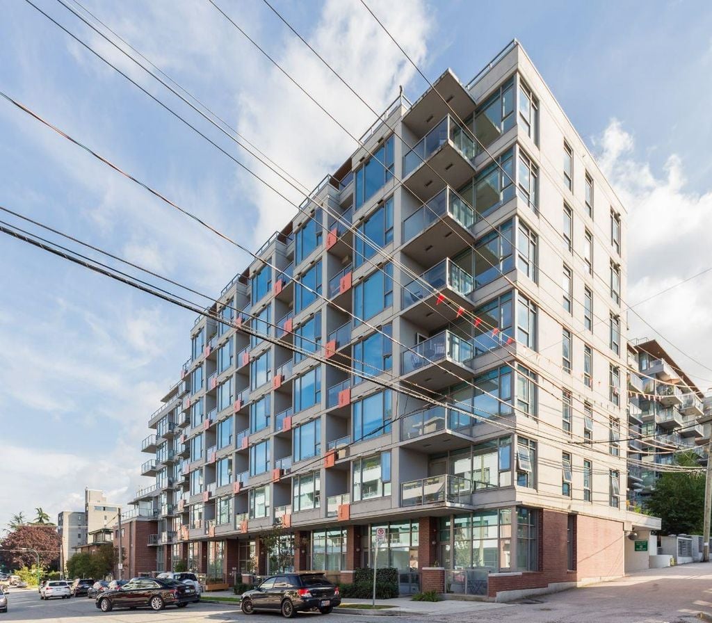 250 E 6th Ave, #456
