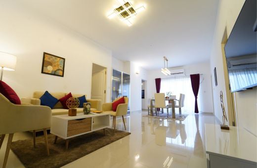 The Benefits of Buying a Home With Extra Living Space
