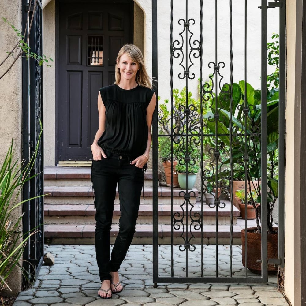 Mikka Johnson Los Angeles, CA Real Estate Agent Headshot