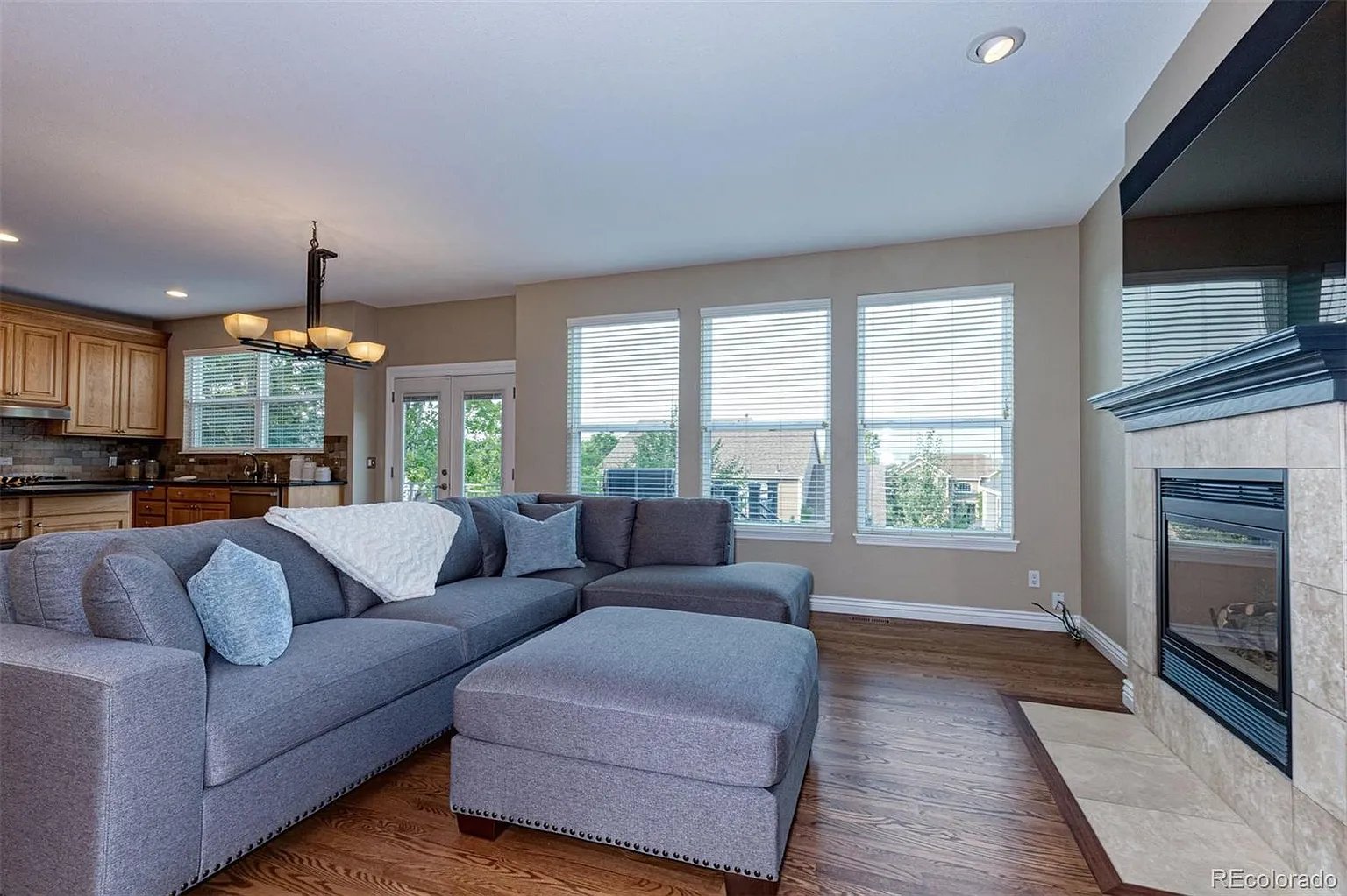 9939 Clyde Cir