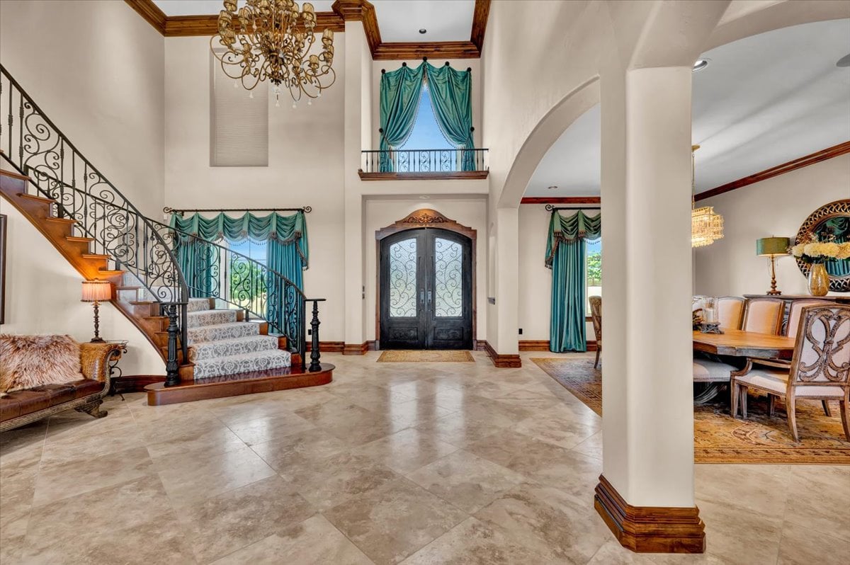 Casa Bella Estate – A Masterpiece of Luxury & Elegance in Mustang, Oklahoma - Wyatt Poindexter - The Agency 