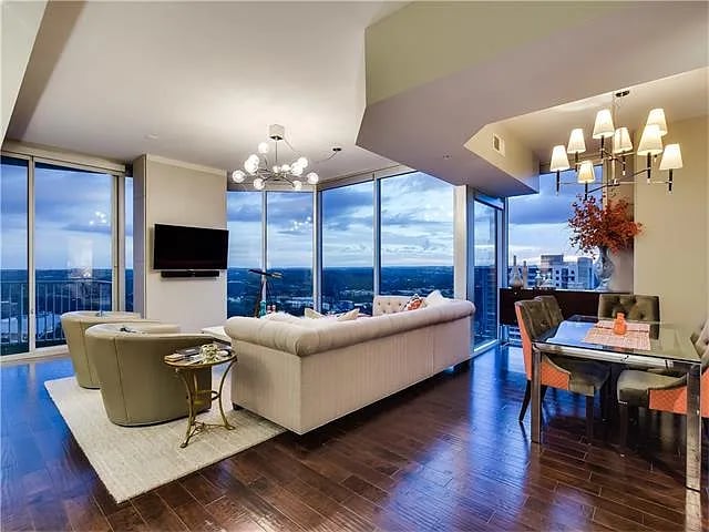 360 Nueces St APT 3002