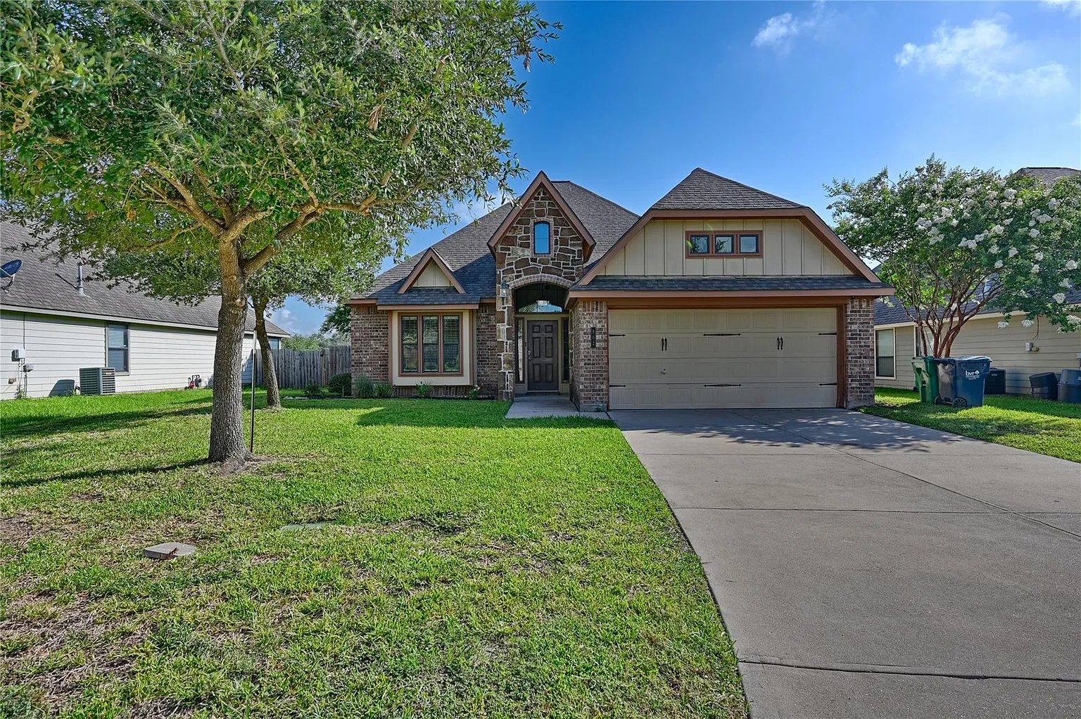 802 Wintersong Dr